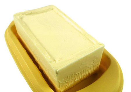 几款常用奶油的用法和区别[白奶油、黄油、酥